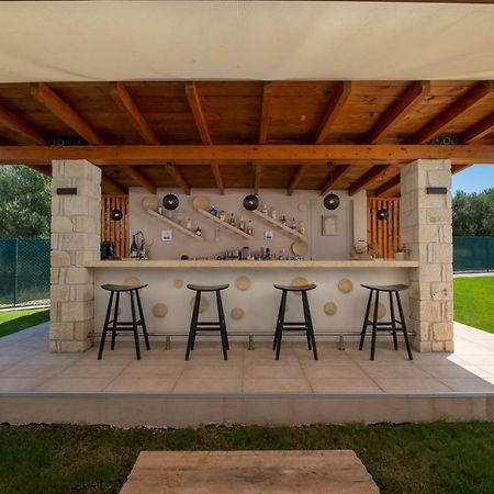 Mint Retreat Suites (Adults Only) Kalandra Bagian luar foto
