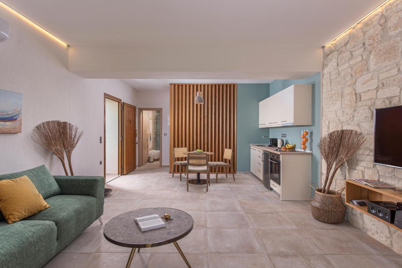 Mint Retreat Suites (Adults Only) Kalandra Bagian luar foto