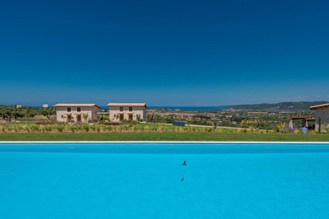 Mint Retreat Suites (Adults Only) Kalandra Bagian luar foto