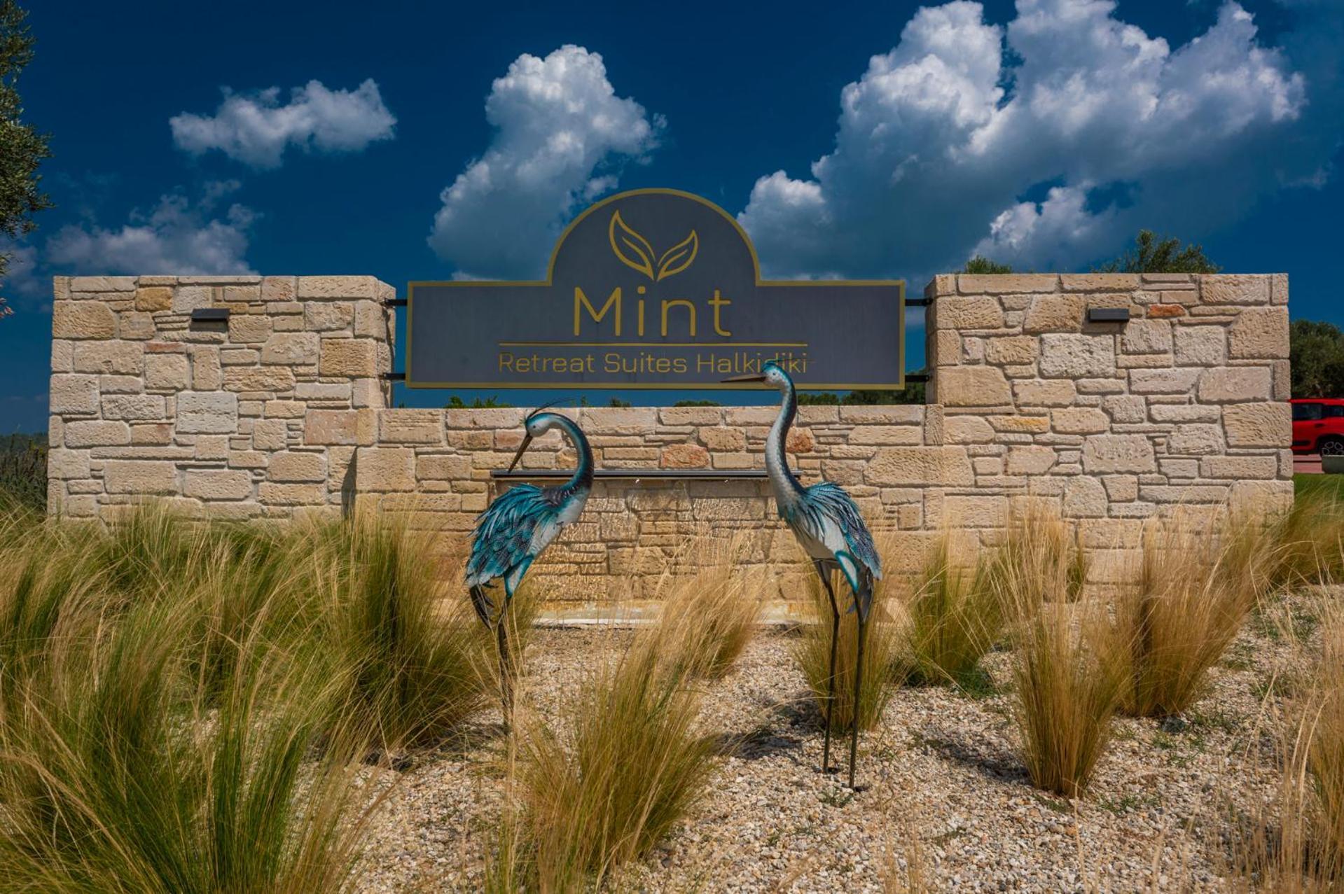 Mint Retreat Suites (Adults Only) Kalandra Bagian luar foto