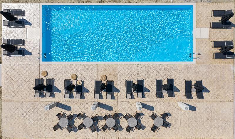 Mint Retreat Suites (Adults Only) Kalandra Bagian luar foto